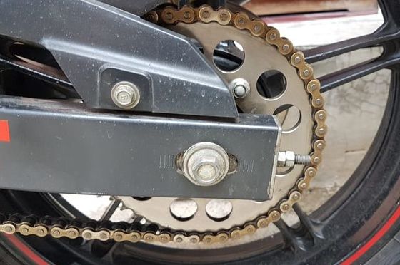 Attachment for Perhatikan Segera! Ini yang Menunjukkan Gir dan Rantai Motor Anda Butuh Penggantian