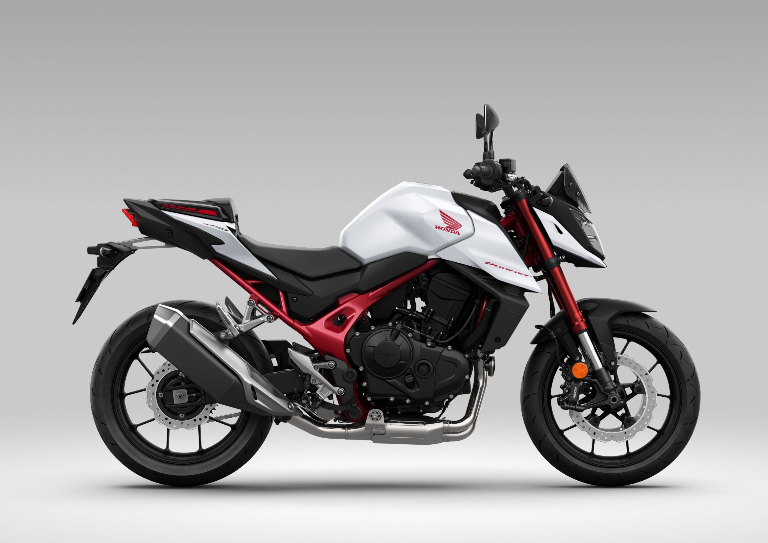 415505_23YM_HONDA_CB750_HORNET.jpg