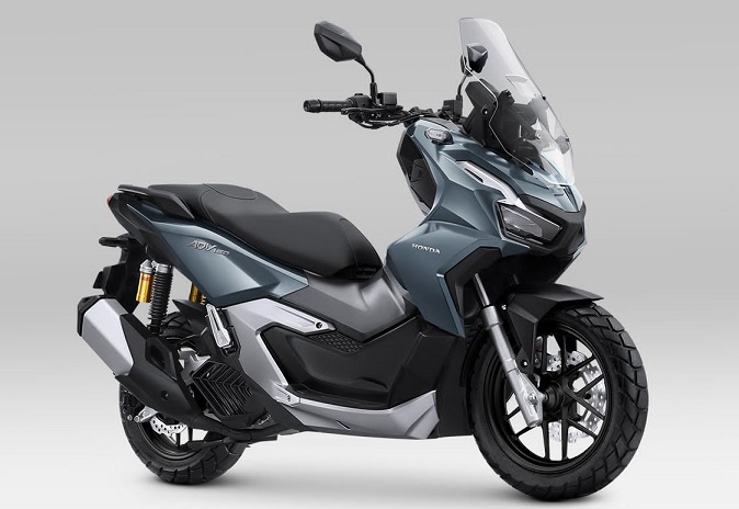 Semakin-Tangguh-New-Honda-ADV160-Hadir-Mengaspal-di-Kota-Tepian-dengan-Warna-Baru.jpg