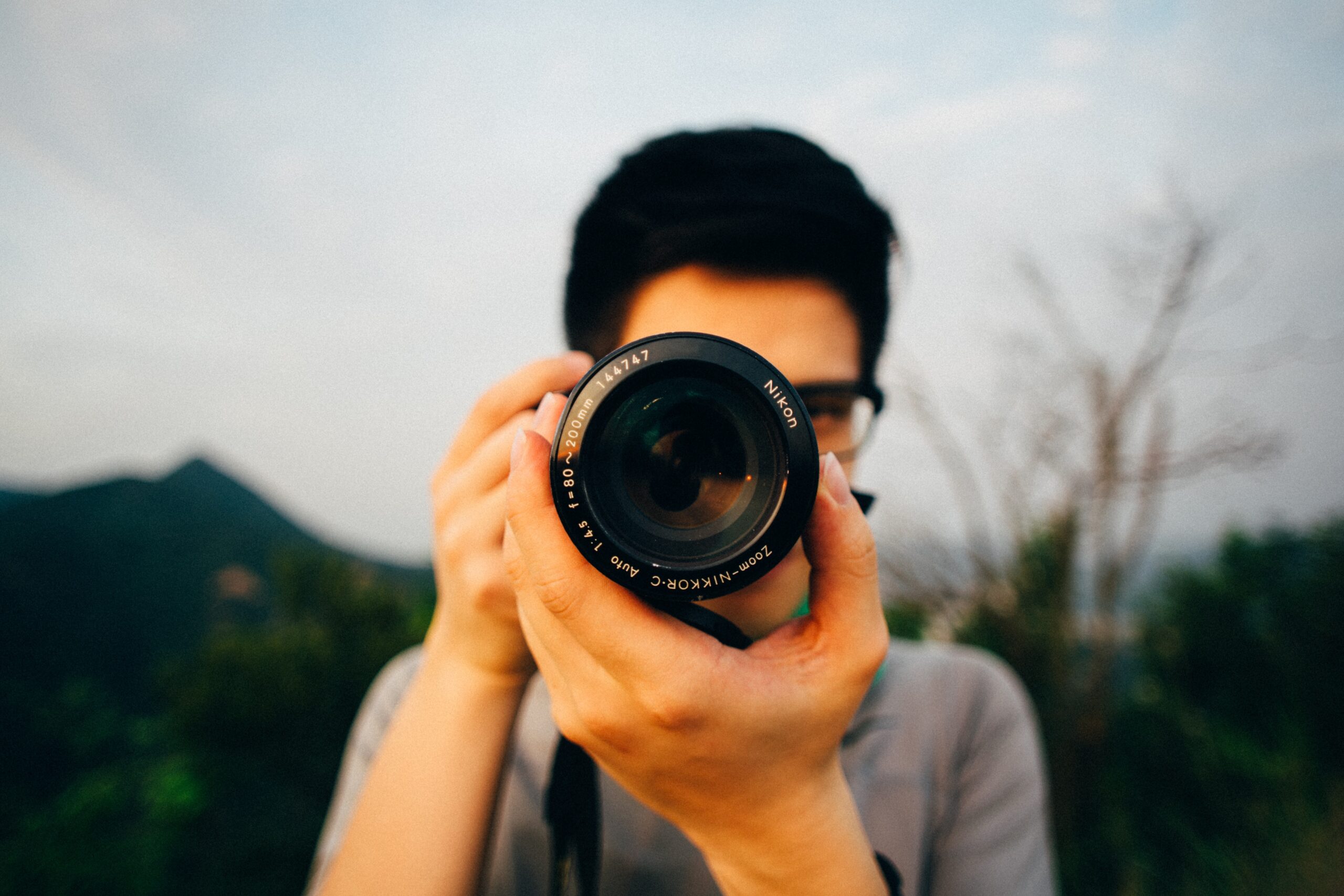 hand-person-photography-portrait-color-reflex-camera-digital-camera-cool-sunglasses-eye-glasses-photograph-emotion-digital-slr-single-lens-reflex-camera-vision-care-1405195.jpg